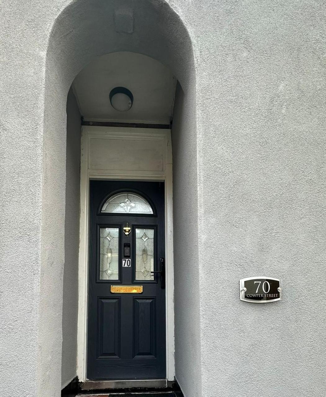 Luton Town House Near Airport Leilighet Eksteriør bilde